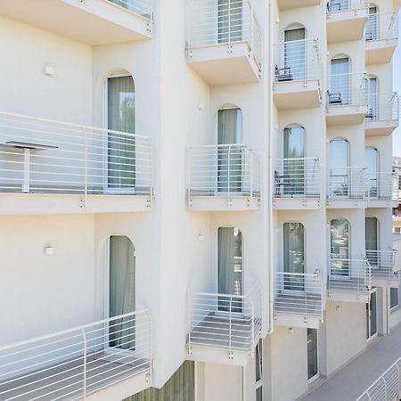 Hotel Velia Grottammare Exterior photo