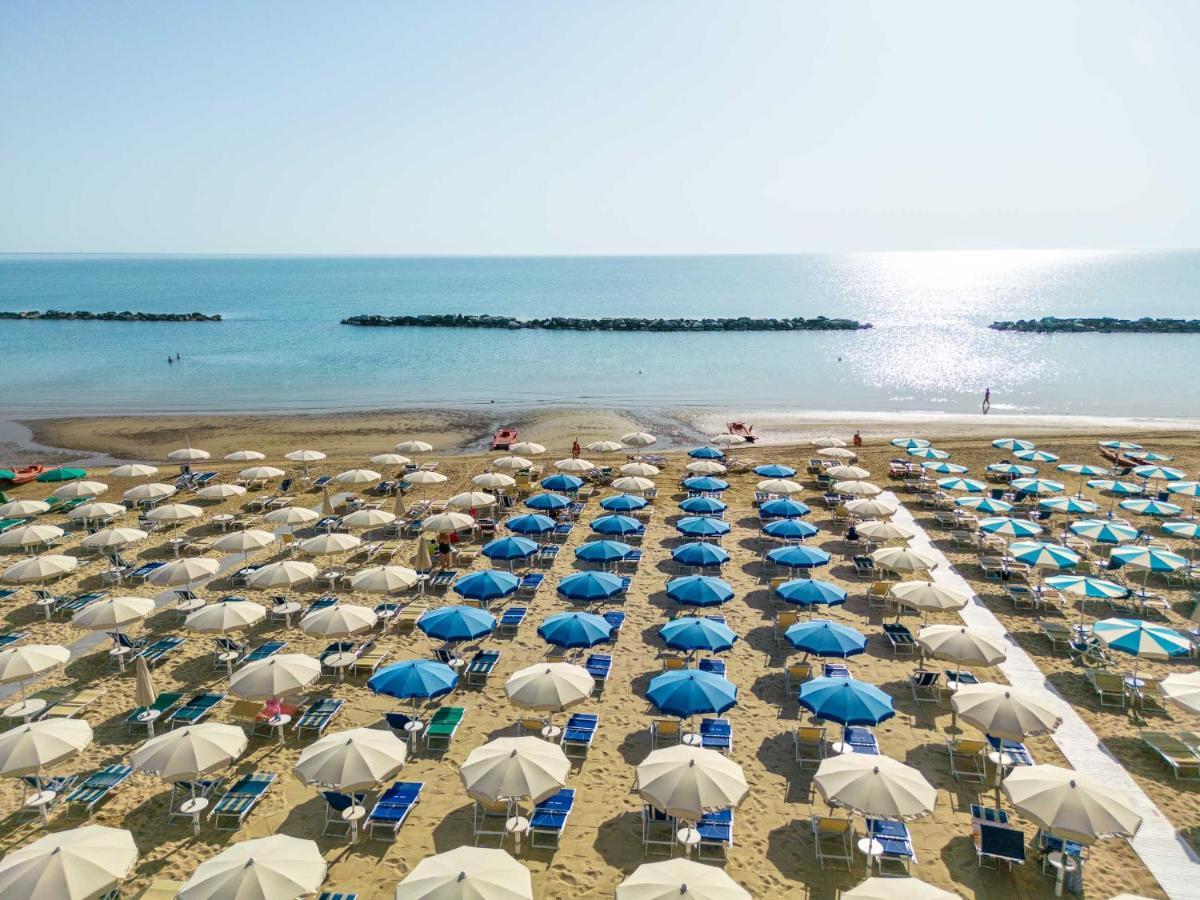 Hotel Velia Grottammare Exterior photo