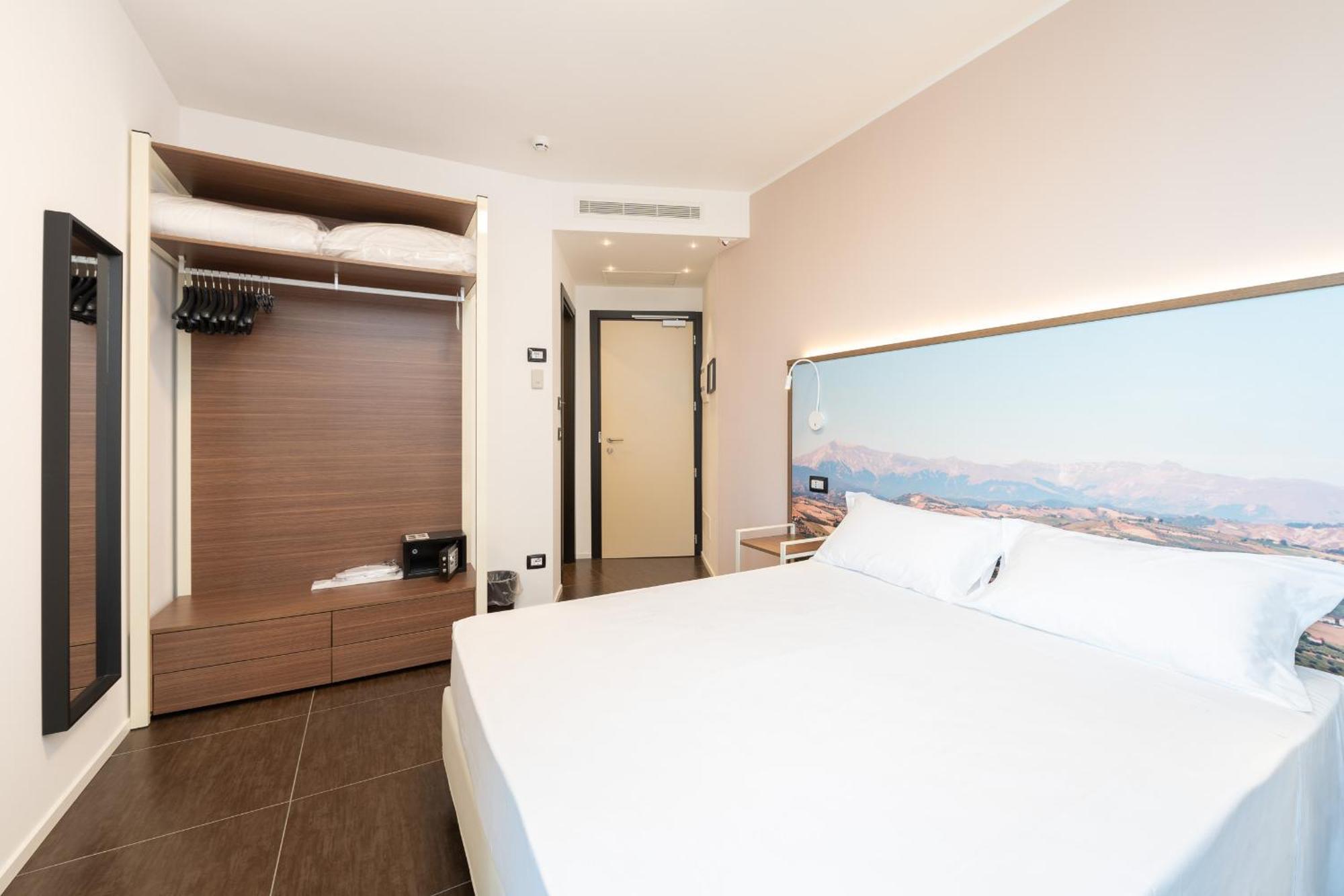 Hotel Velia Grottammare Exterior photo